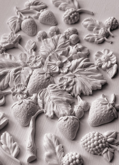 Iron Orchid Designs - Wild Berries Decor Mould